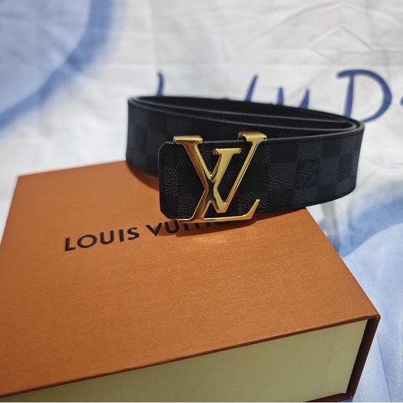 Louis Vuitton Other - Louis Vuitton Men's Logo Belt